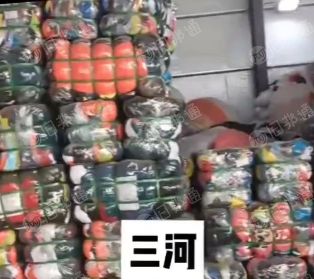 旧衣服分拣厂长期大量出售旧衣服冬装 夏装 鞋子 毛衣,酒店大白等