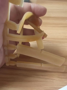 大量出售尼龙弹性体，现货10吨