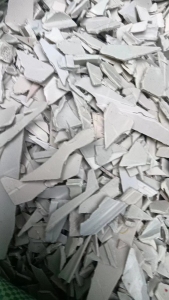 大量出售装海鲜的桶 pp破碎料，清洗完可直接上机，现货10吨