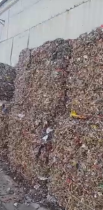 大量出售纸厂机头料毛料，一天一百吨