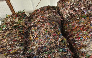 长期出售商标纸压块30吨 