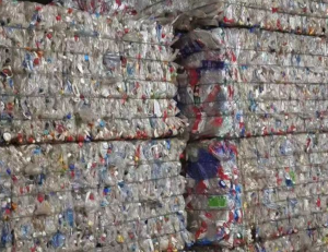 大量出售蓝白净砖压块，现货几十吨