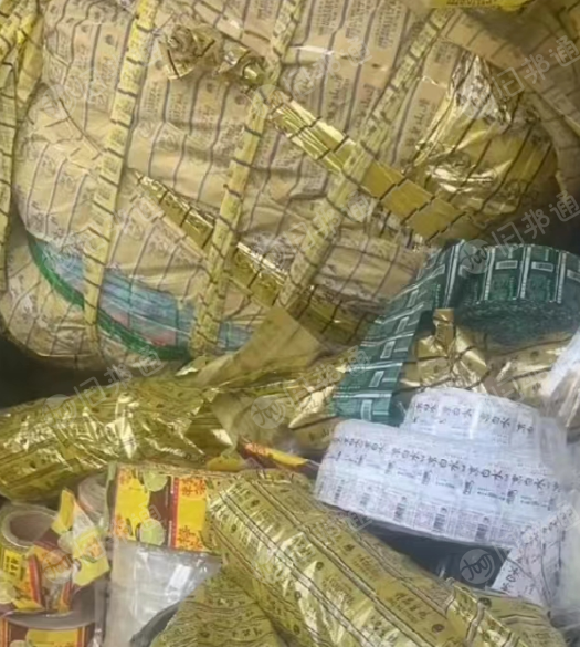 中性PVC商标纸废料,PET商标纸废料长期出售