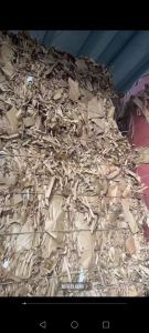 本色蛋糕纸供应，大量现货