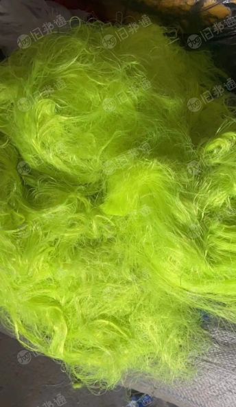 涤纶废丝,彩色,白色都有,长期出售