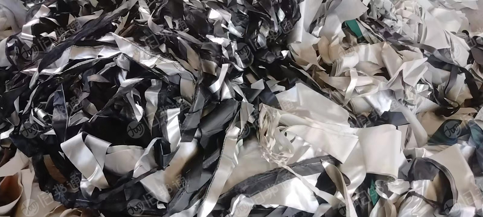 杂色箱包料长期供应,现货够车