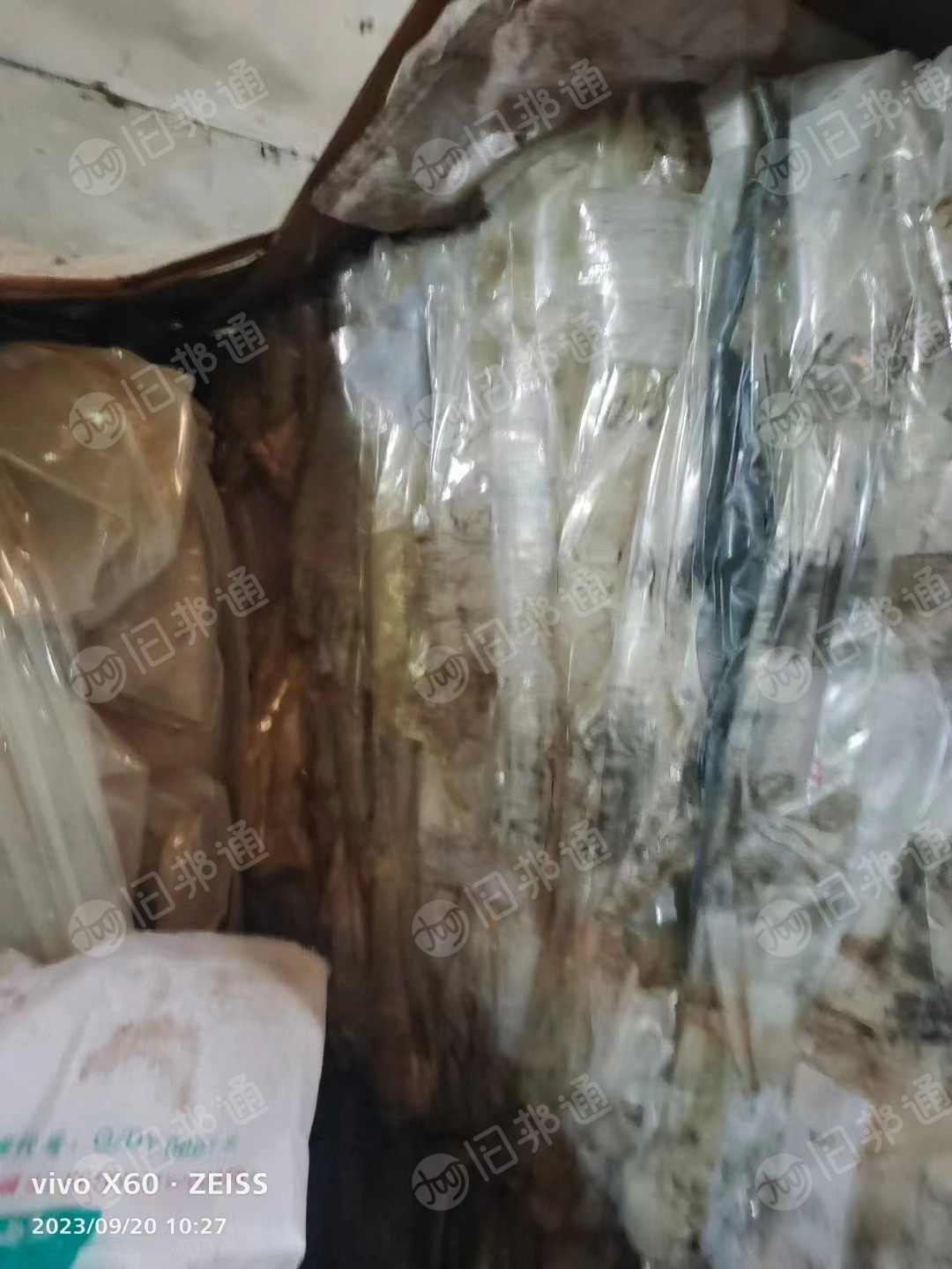 出售3吨pvc铝合金包装膜,2吨多软pvc料,统货出