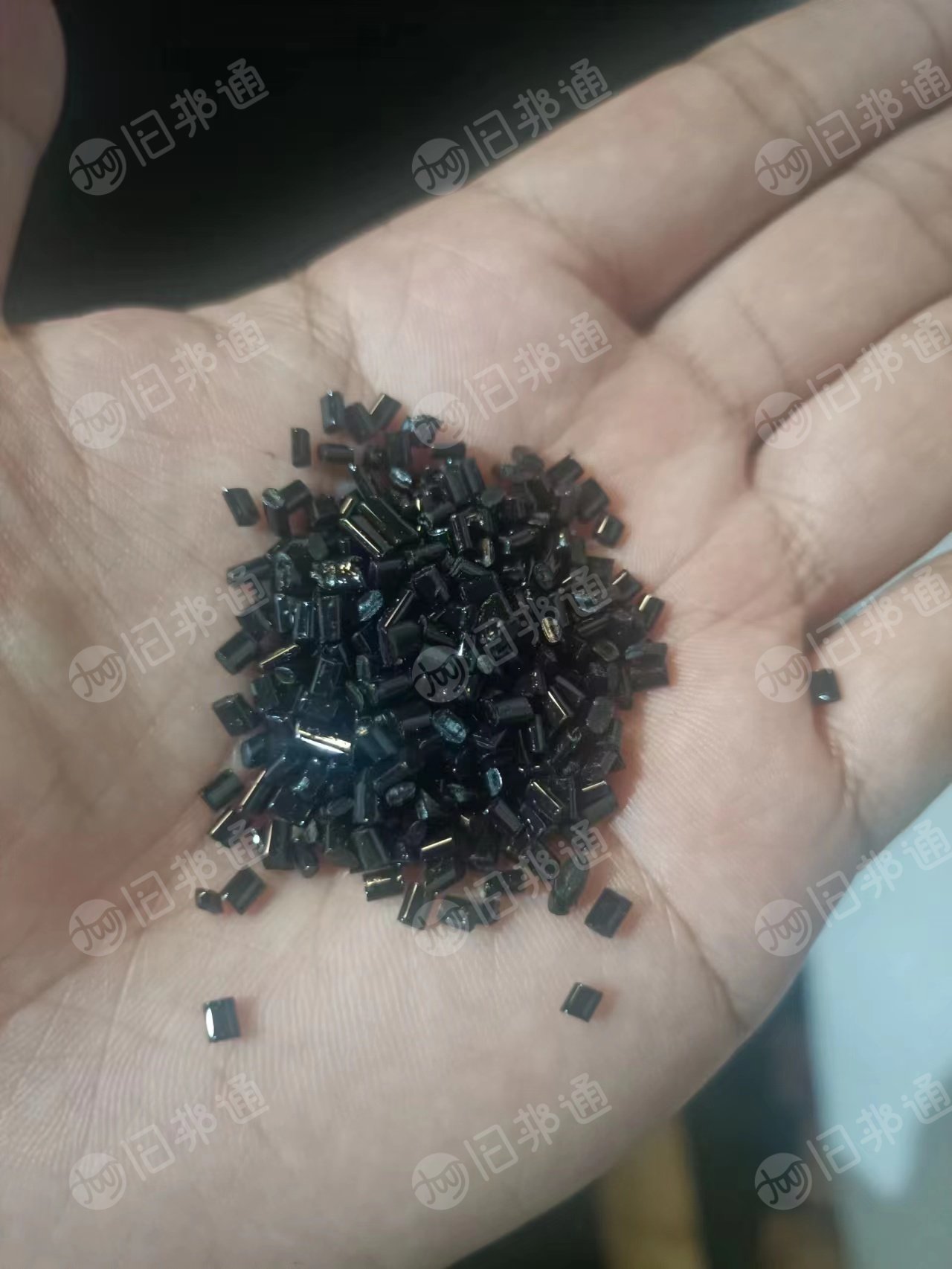 黑色PET颗粒出售