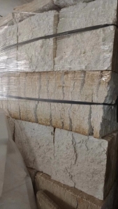 长期出售eps冷压块，现货二十来吨