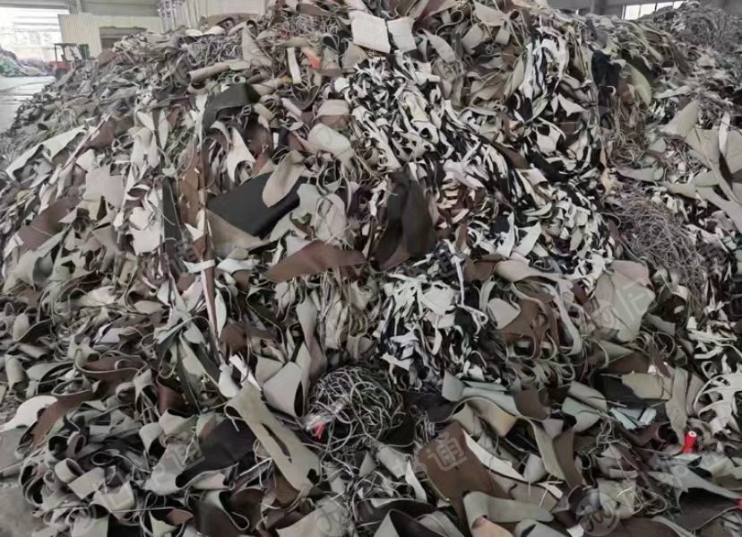 大量出售pvc沙发皮革下脚料,月供50吨