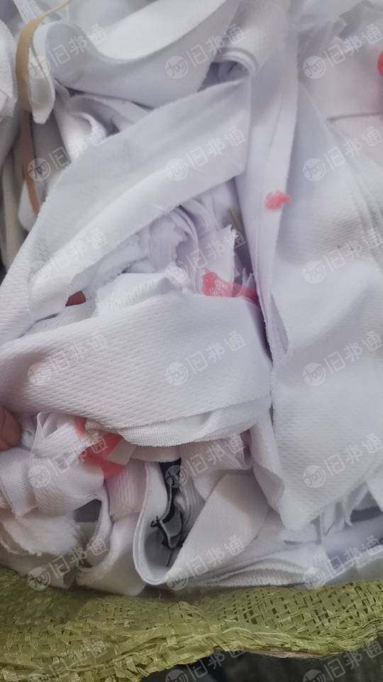 涤纶废布,氨纶废布,服装下脚料,长期大量出售