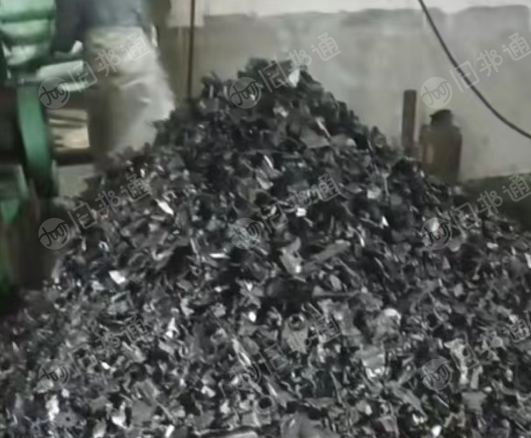 汽车尼龙粉碎料长期出售