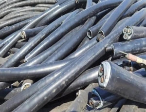 电线电缆高价回收，库存货，散料都可