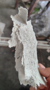 处理一挂车牛皮纸浆，惨石棉瓦