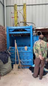 一百吨液压压缩打包机出售