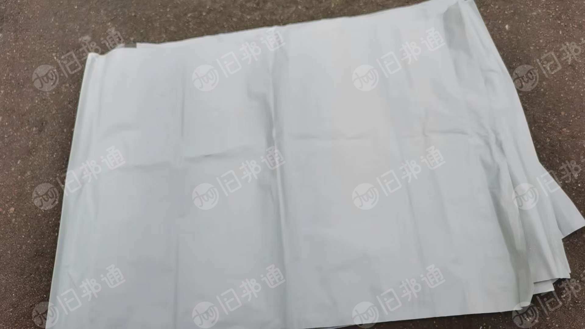 长期出售快递袋,成品当做废品卖,两挂车