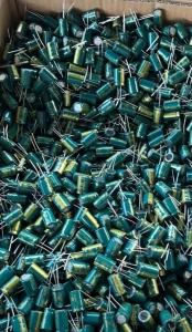 各种型号电容长期大量收购