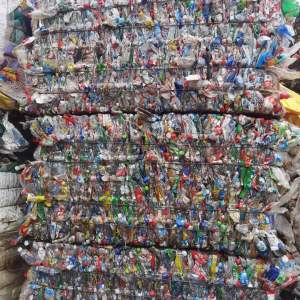 长期出售三色瓶砖压块料