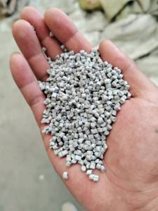 常年大量出售干造一级，二级，花料，水洗一级黏膜，高压，收缩膜，二级颗粒