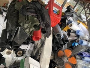 PVC吹气膜废料，长期出售