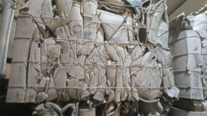 卷铝的大纸筒压块出售，直径505