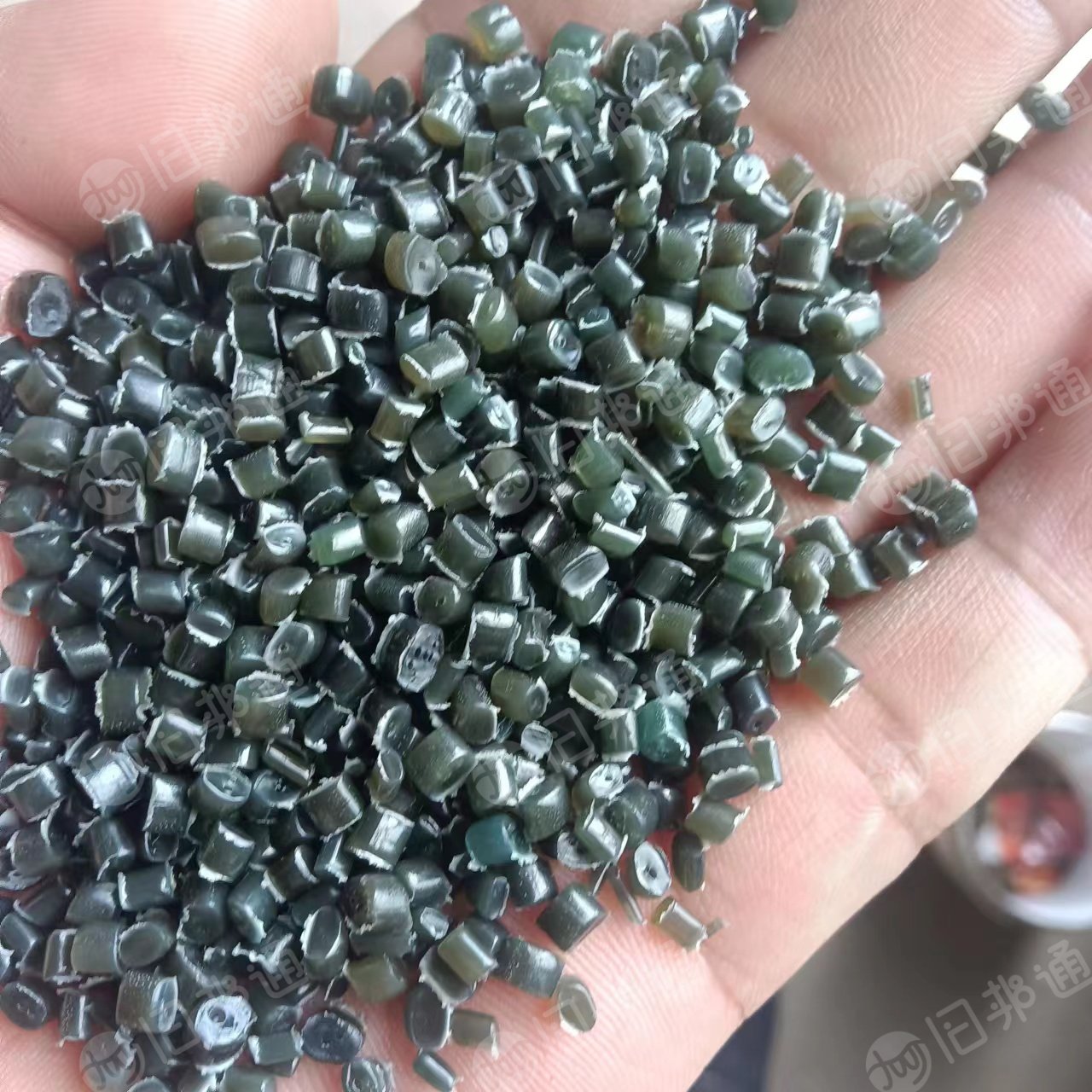 LDPE大棚膜颗粒长期出售