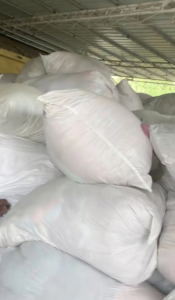 涤锦混色拉丝料50吨低价处理，浅色多