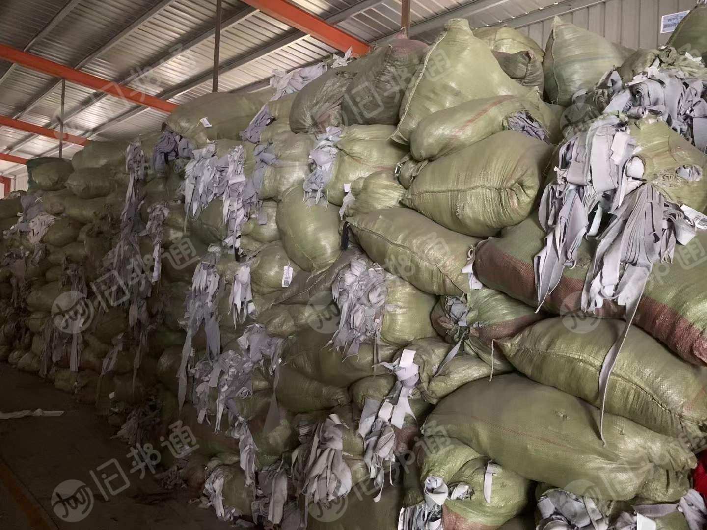 优质麻灰涤棉40吨下脚料出售