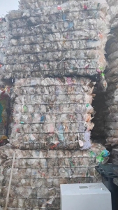 餐盒压块，饭盒压块，透明丙压块常年出售