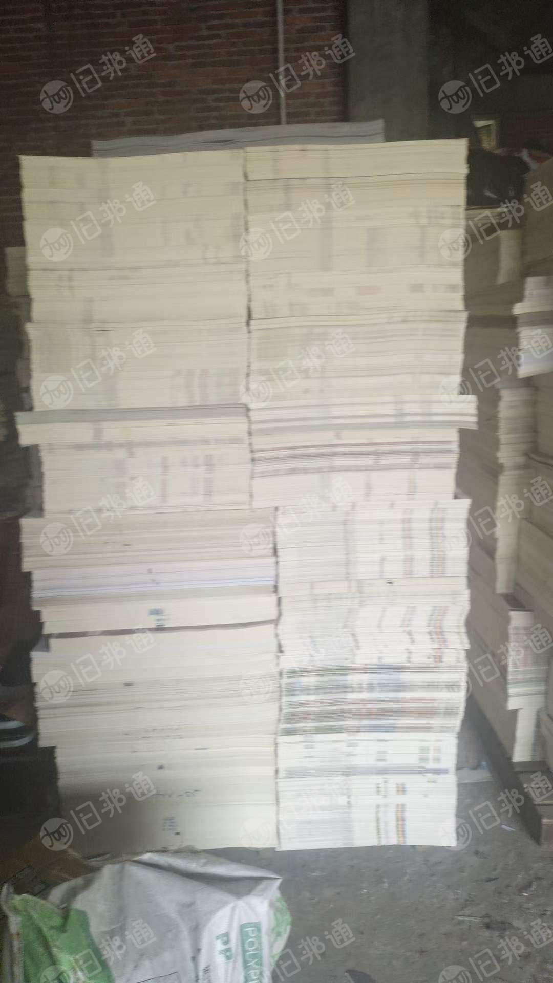 一批印刷错版白卡纸处理,300一350克