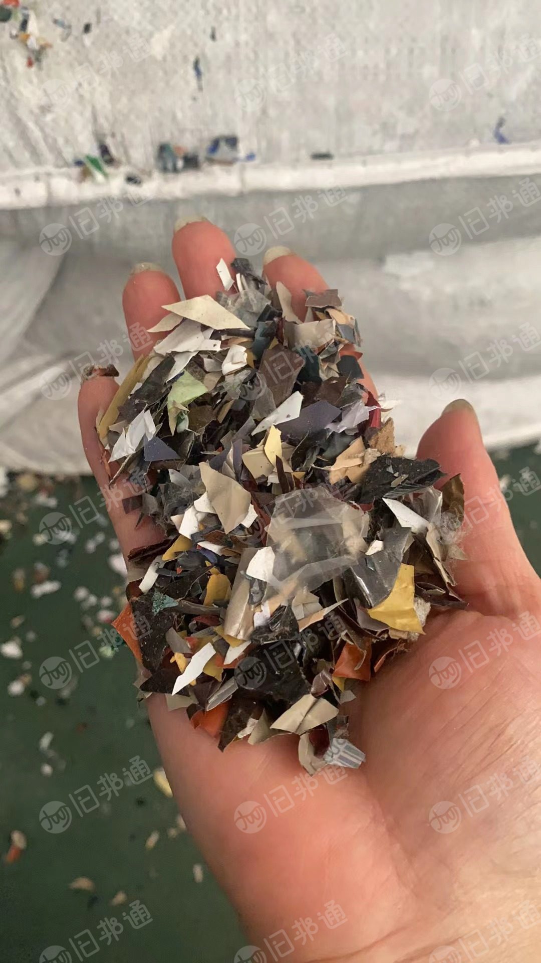 造粒用的杂色墙纸料,长期出售