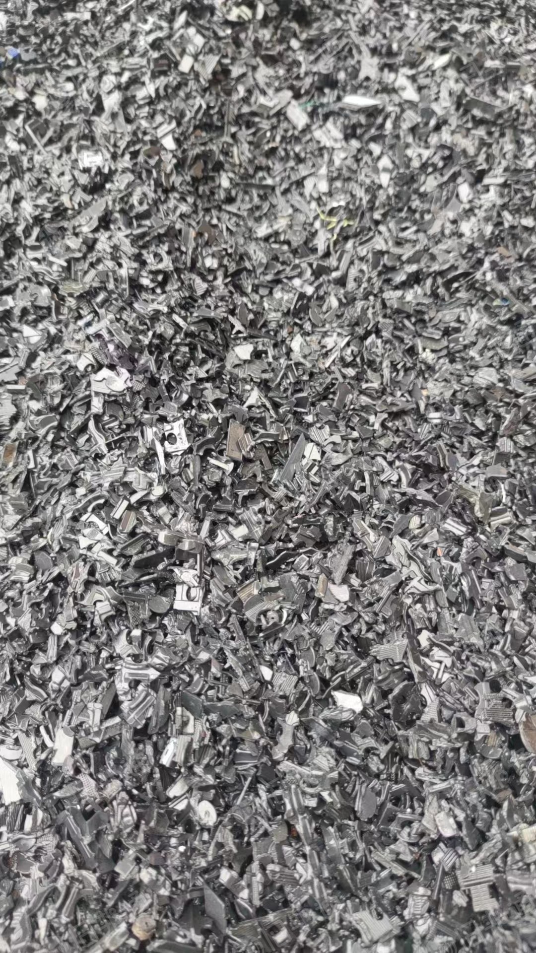 LED灯板PC破碎料,月供200吨左右