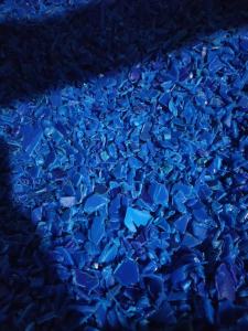 蓝桶破碎料，垃圾桶破碎料长期出售