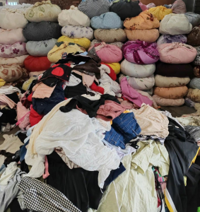 旧衣服鞋子包包长年回收