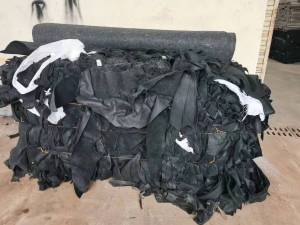 汽车内饰涤纶地毯料，不含胶，可开花，可造粒，长期出售