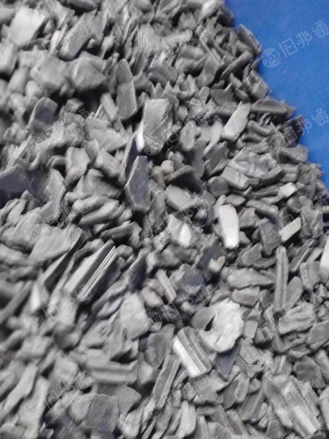 出售黑色PA6破碎料和PA66复合破碎料,封边条破碎料,增强30左右,每月固定500吨