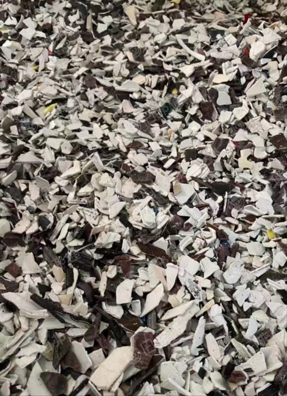 各种pvc破碎料,白钢破碎料,彩钢破碎料 大量出售