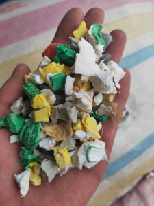 出售ppr管破碎料，灰管材