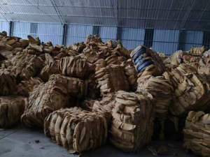 摩托车坐垫长期供应，月供60吨！