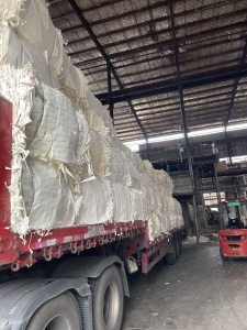  厂家长期收购白淋膜纸压块