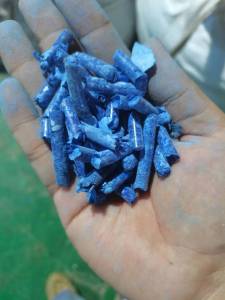 调好颜色的宝蓝毛毛虫，白料毛毛虫，比重轻，长期出售