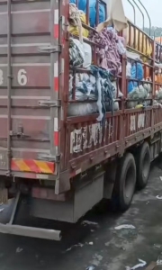 针织涤纶下脚料，仿呢绒边角料，造粒用，长期出售