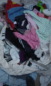 旧衣服统货9.6米一车出售