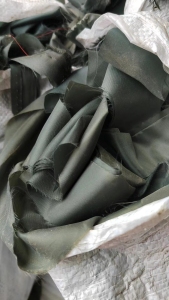 涤纶开花料出售，现货20多吨