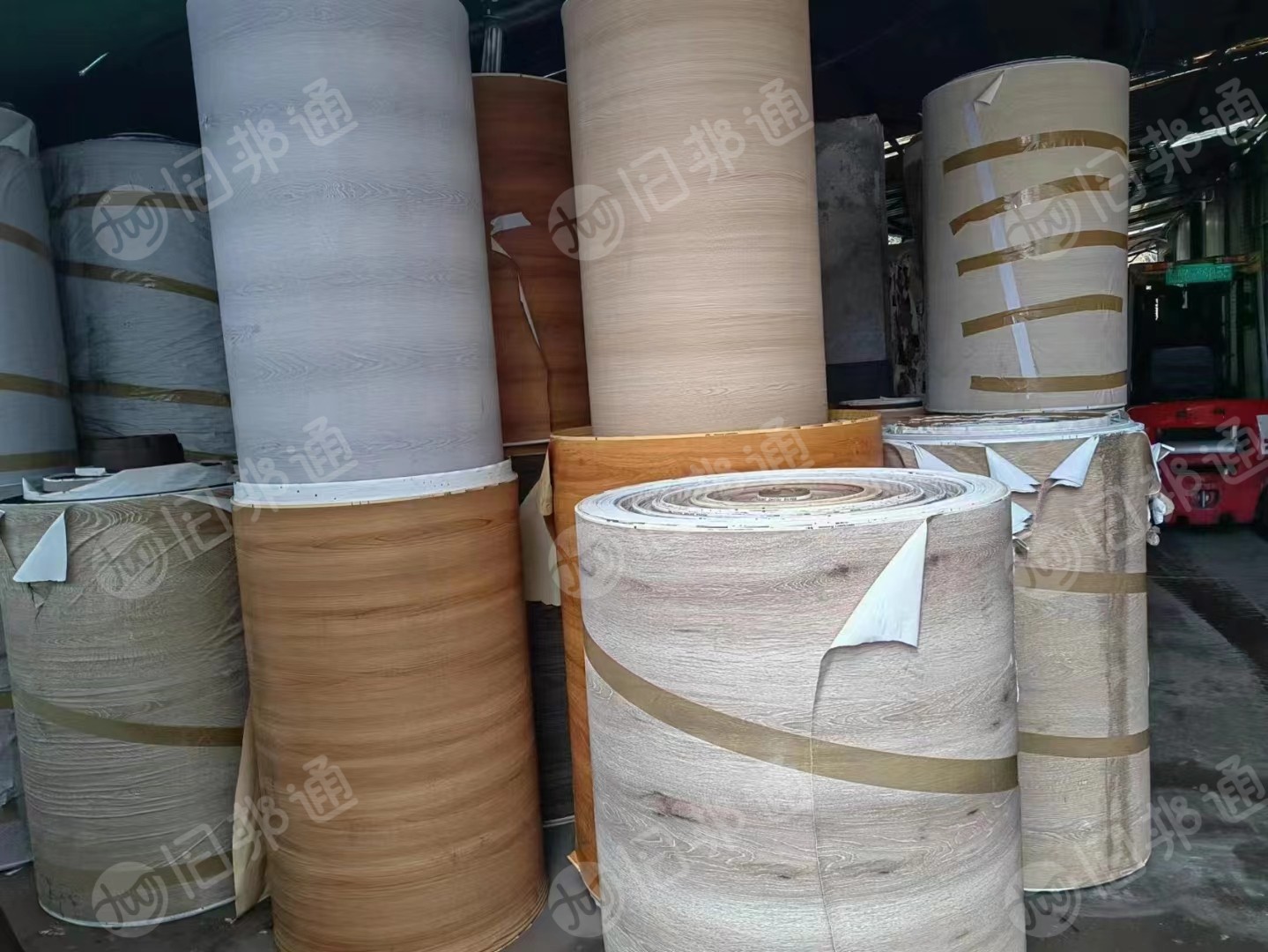 家具木纹纸长期大量回收,卷筒散料都行
