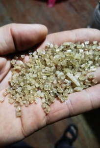 eps泡沫颗粒，中白，茶透，普通茶料，长期出售