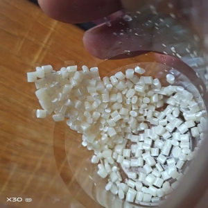 各色abs颗粒，黑色共聚pp颗粒，长年出售