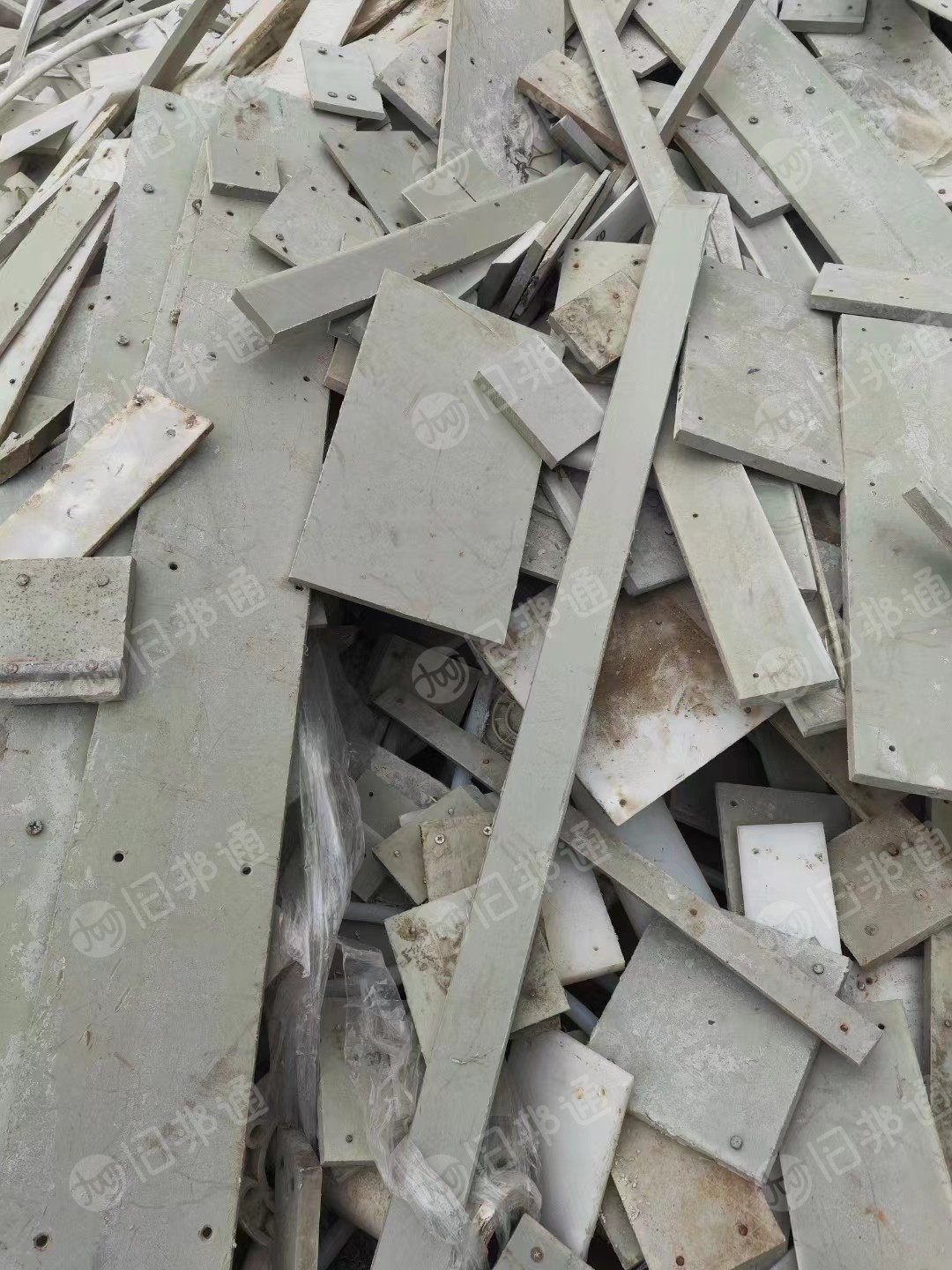 ppr灰管破碎料，PPR白管破碎料，灰板材破碎料长期出售