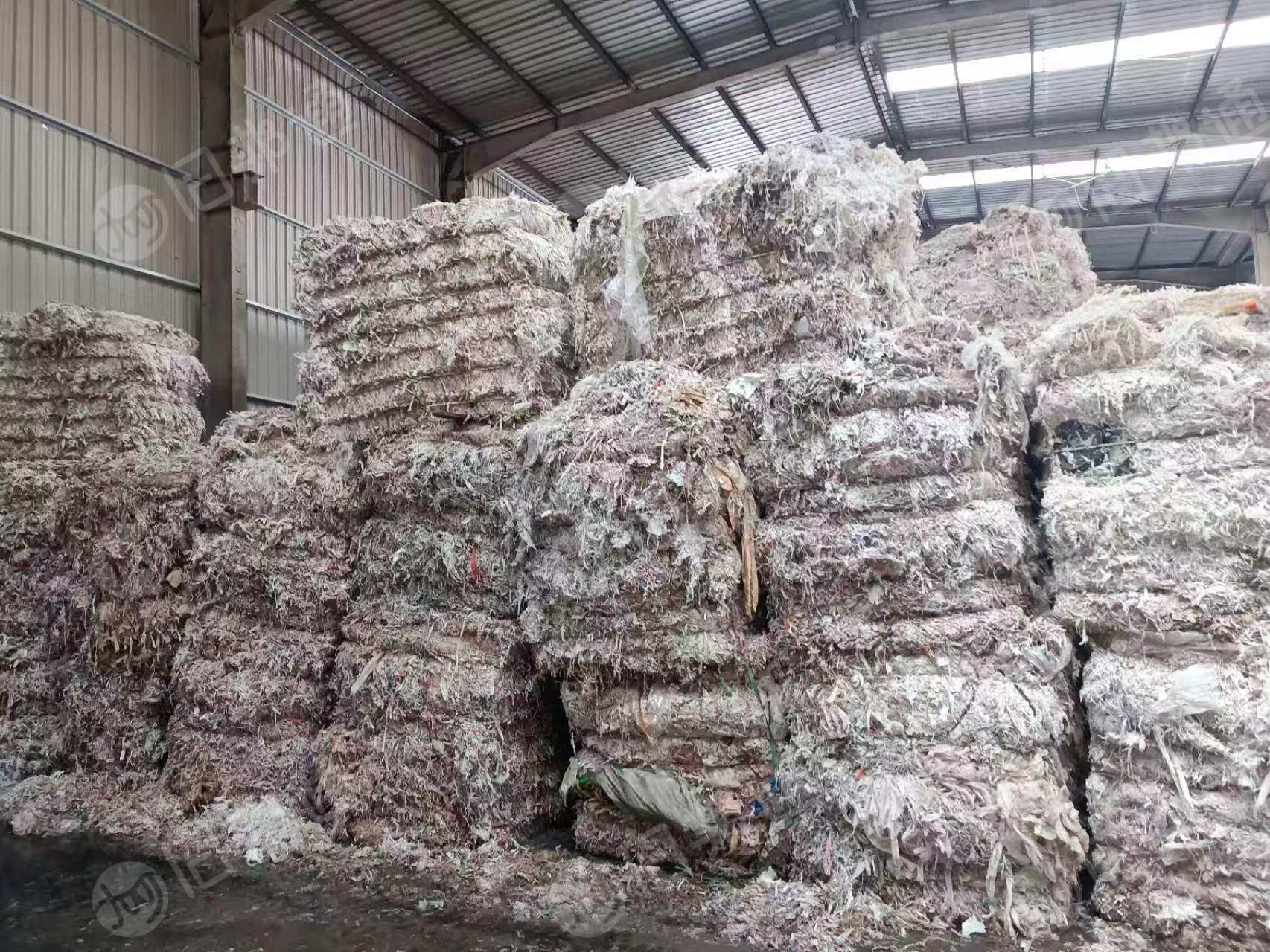 造纸厂筛选出来的废膜,纸厂废料,现货70多吨出售