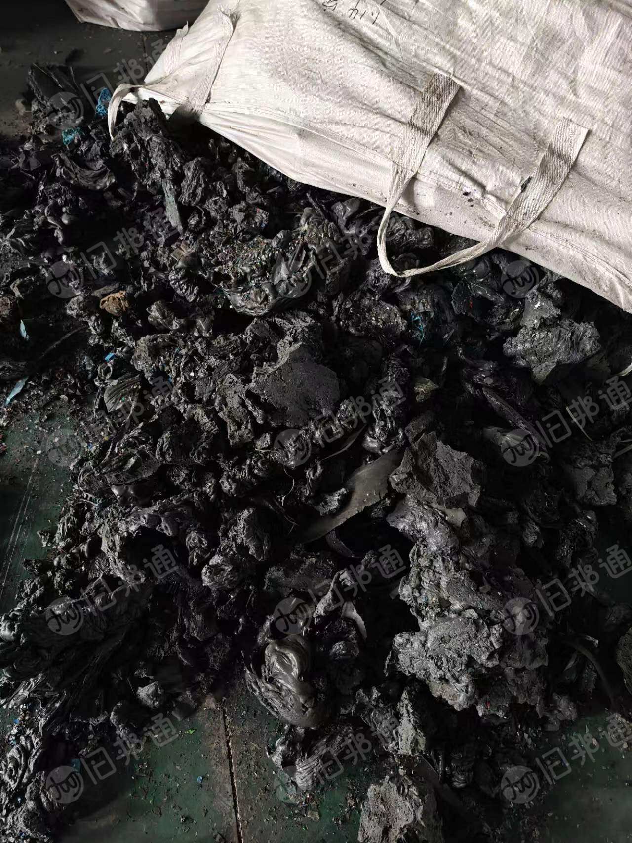 拉片厂下来的PET机头料,现出2挂车,长期有货